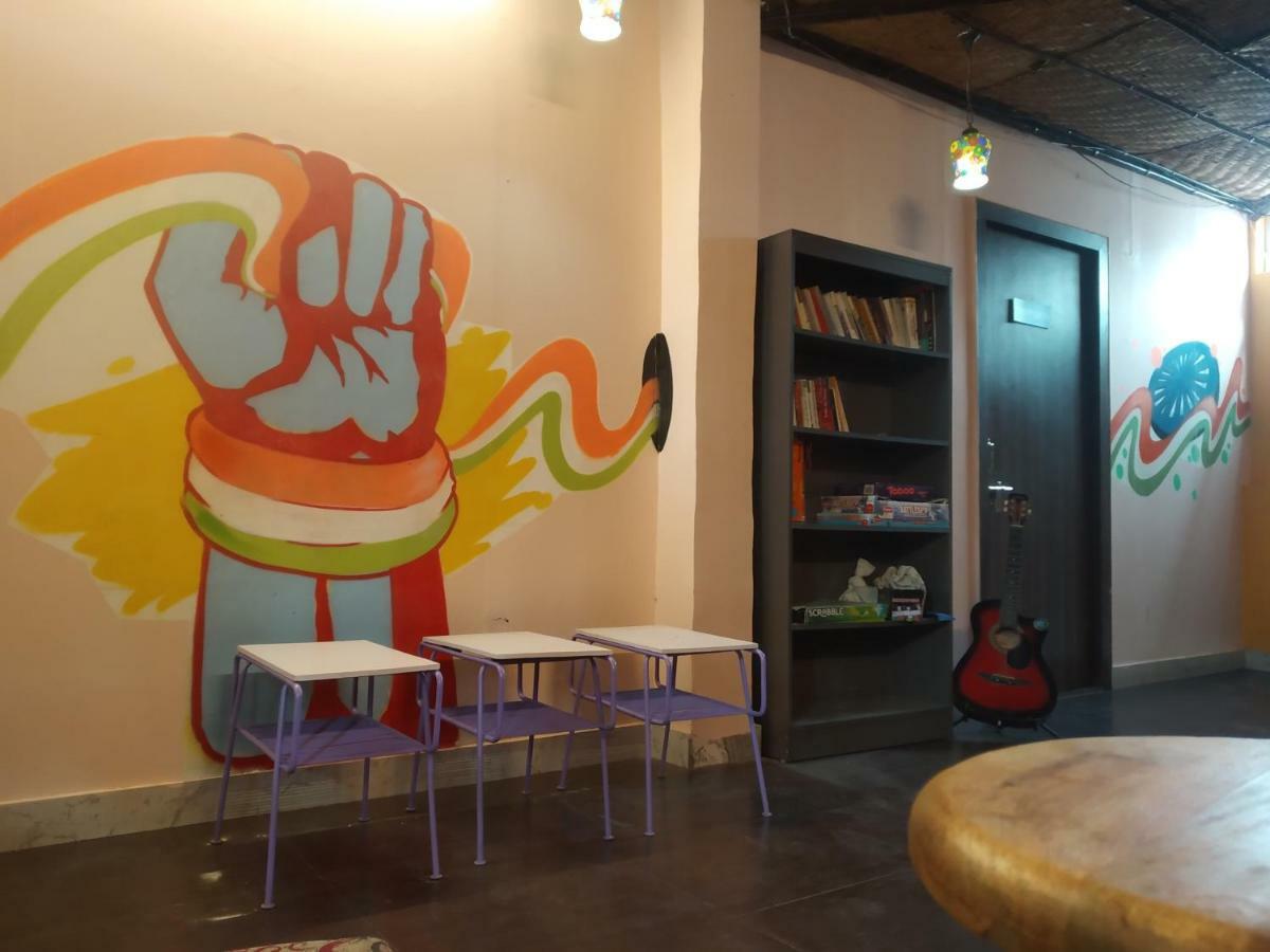 Bunk Hostel Delhi Yeni Delhi Dış mekan fotoğraf