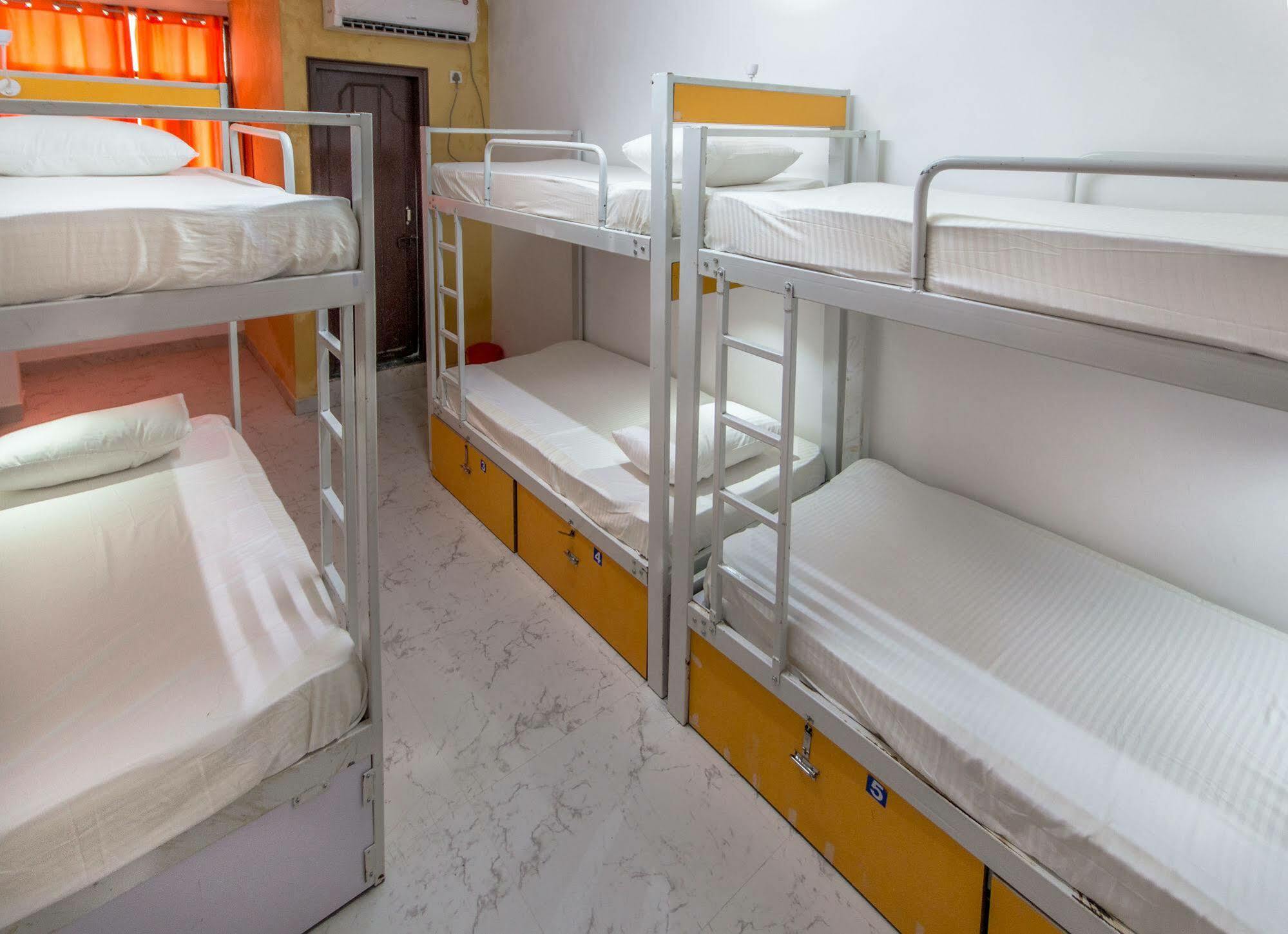 Bunk Hostel Delhi Yeni Delhi Dış mekan fotoğraf