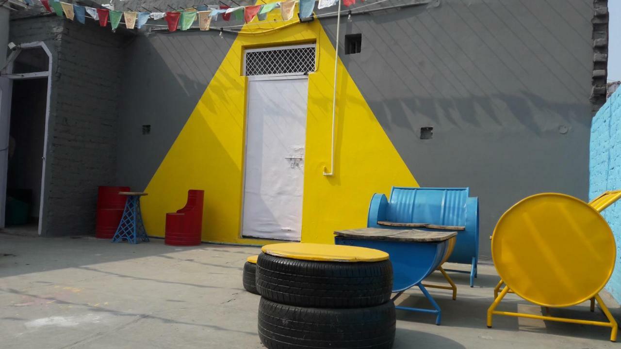 Bunk Hostel Delhi Yeni Delhi Dış mekan fotoğraf